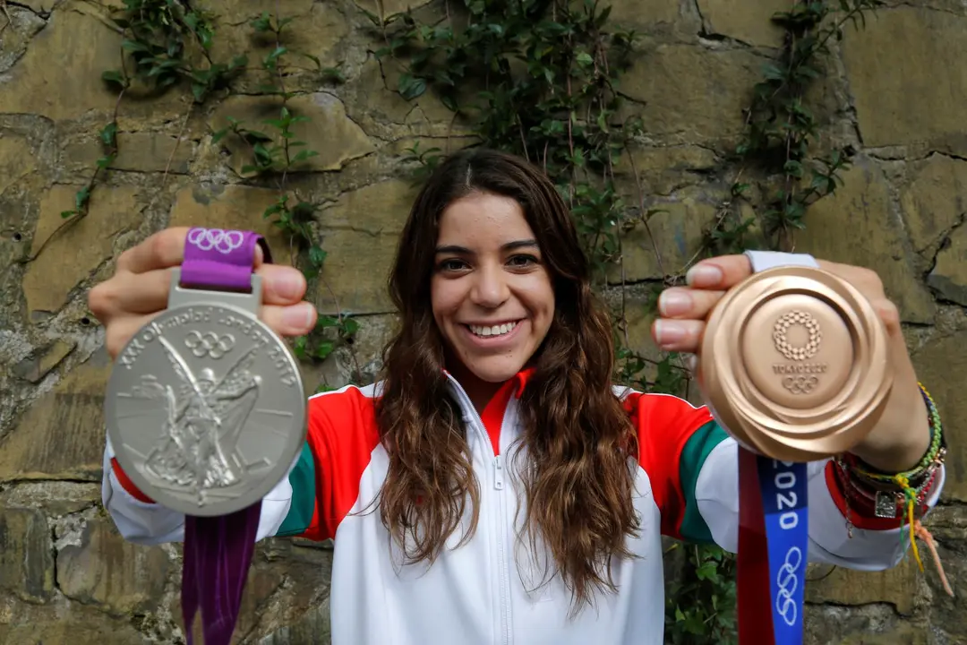 La clavadista mexicana Alejandra Orozco Loza, medalla de bronce en los Juegos Ol&iacute;mpicos de Tokyo 2020, posa para una fotograf&iacute;a. Imagen de archivo. EFE/Francisco Guasco