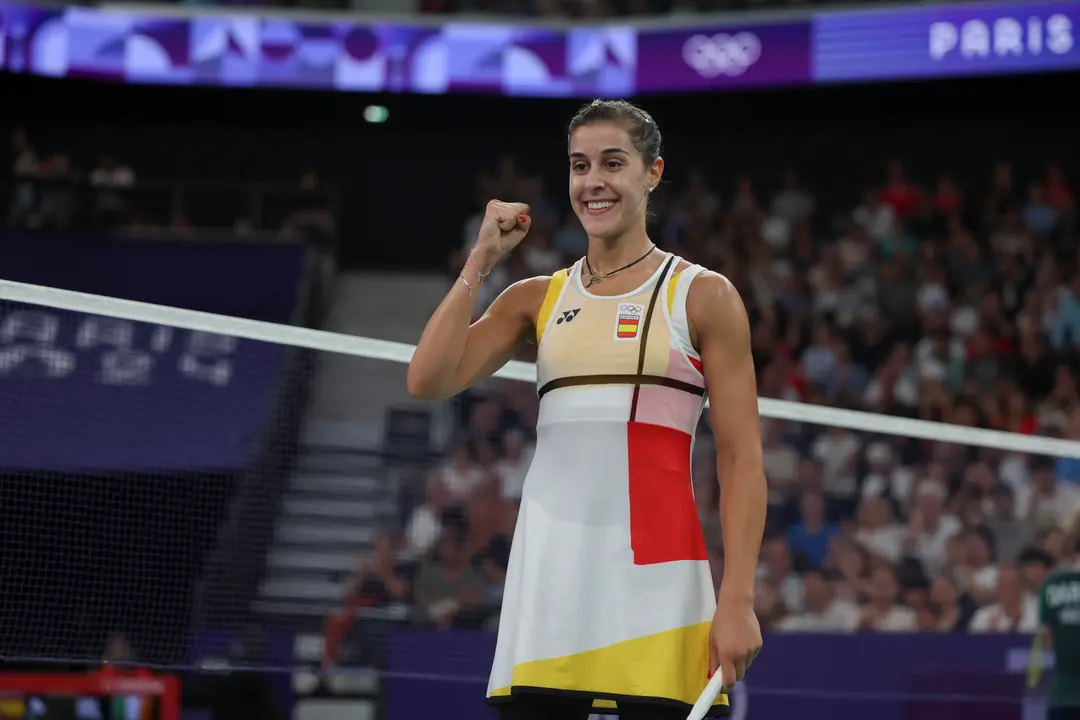 La espa&ntilde;ola Carolina Mar&iacute;n celebra su victoria ante la irlandesa Rachael Darragh. EFE/ Sashenka Gutierrez/efe