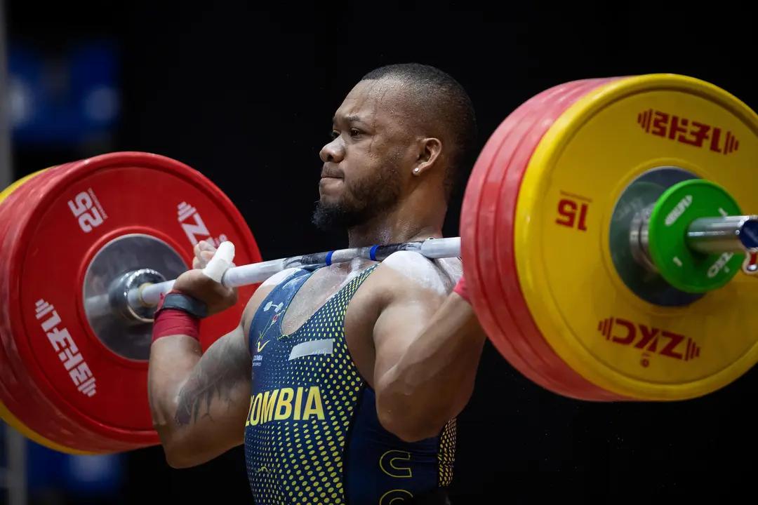Fotograf&iacute;a de archivo del 27 de febrero de 2024 de Yeison L&oacute;pez durante el Panamericano de Halterofilia en Caracas (Venezuela). El colombiano gan&oacute; la medalla de plata en pesas este viernes en los Juegos Ol&iacute;mpicos de Par&iacute;s. EFE/ Rayner Pe&ntilde;a R.