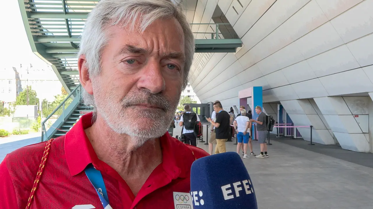 Fernando Carpena, presidente de RFEN Aquatics, diseccion&oacute; este domingo con EFE la participaci&oacute;n de sus deportistas en los JJOO Par&iacute;s 2024. EFE/Enrique del Viso