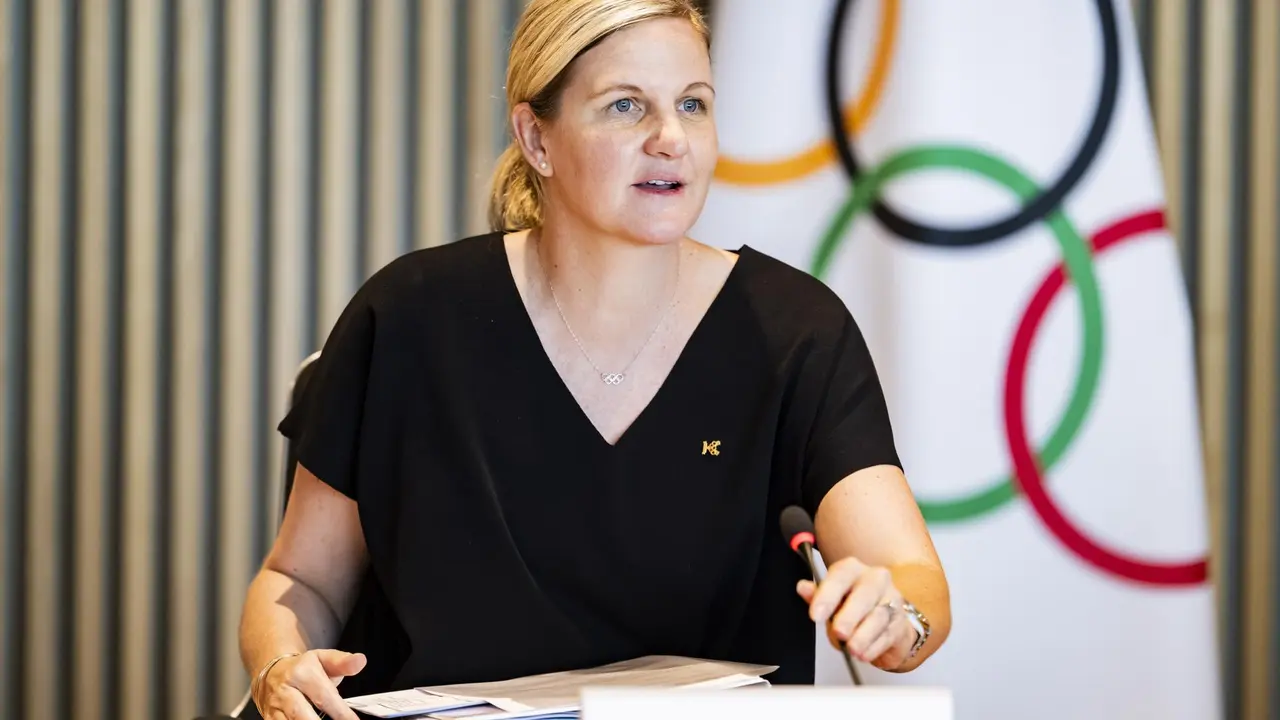 La nueva presidenta del Comit&eacute; Ol&iacute;mpico Internacional (COI), la zimbabuense Kirsty Coventry, durante la reuni&oacute;n del Comisi&oacute;n Ejecutiva del COI.) EFE/EPA/JEAN-CHRISTOPHE BOTT